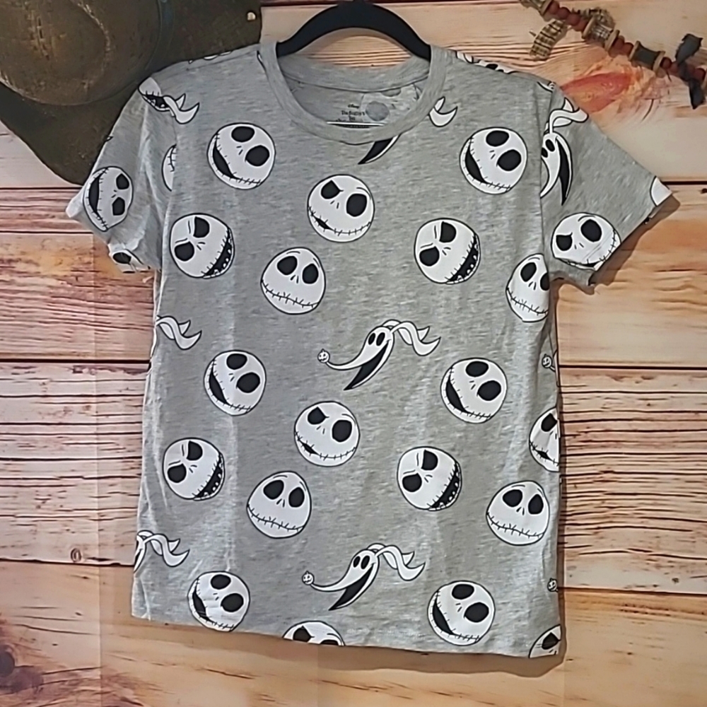 NWOT "DISNEYS TIM BURTONS NIGHTMARE BEFORE CHRISTMAS" TEE! SZ S